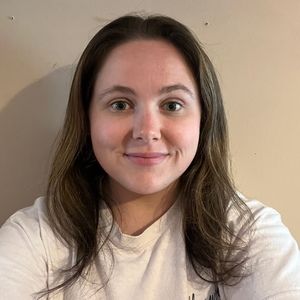 Meet your Posher, Una